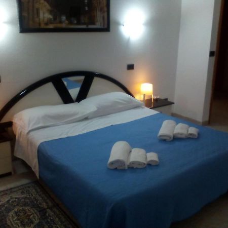 Appartamento Turistico Solarium Syracuse Exterior foto