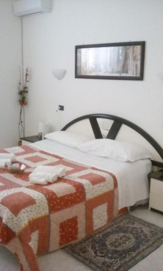 Appartamento Turistico Solarium Syracuse Exterior foto